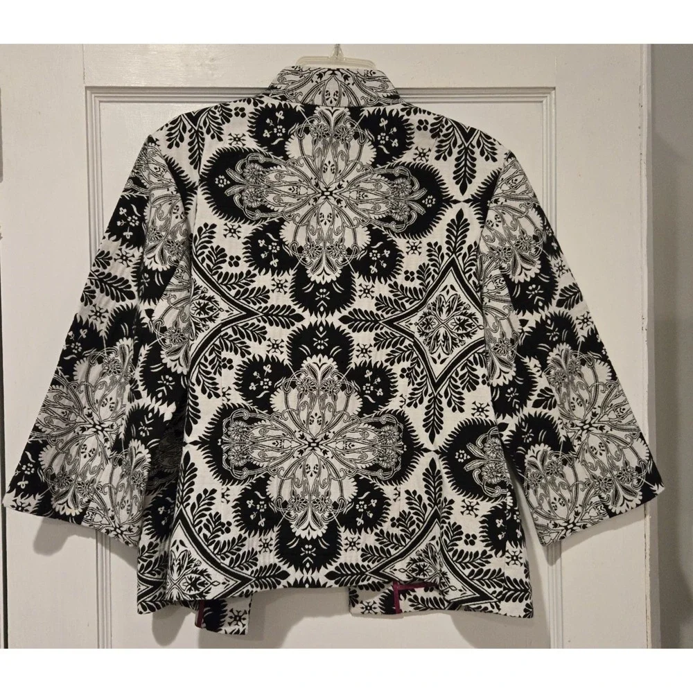 Chico's‎ Eye Catching Women's Open Front Black & White Cardigan Size Large